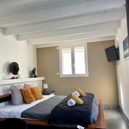 Mas La Farelle Chambre D'Hote,Fitness & Salle De Jeux Gratuite & Spa En Supplement Nimes Exterior photo